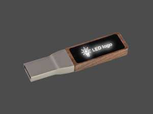 USB-Stick mit edlem Holzdesign und LED-Bereich für individuelle Logo-Displays. Ideal als Werbeartikel.